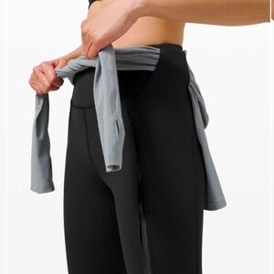 Lululemon Gloss Trim Run Super High Rise Tight 28” Leggings Black Sz 2 Shiny